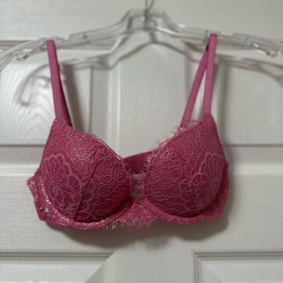 Victoria's Secret Pink Lace Bra - Picture 1 of 3